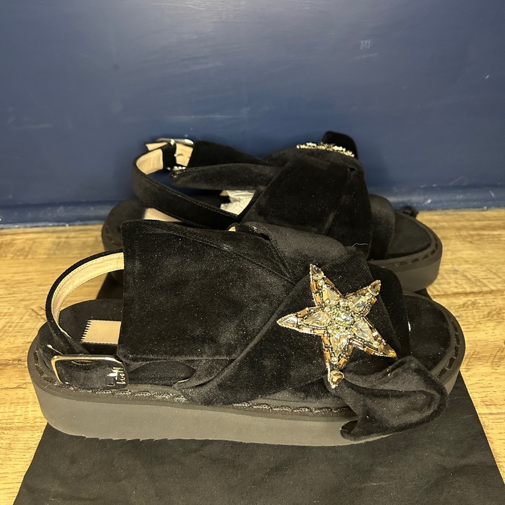 N°21 Black Velvet Star Embellished Sandals — Size 39 (US 8.5) Made in Italy